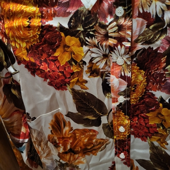 Hark + Hammer Long Sleeve Blouse + Ivory Bouquet Stretch Silk Size Medium - Picture 11 of 11